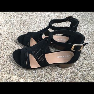 TOP Moda Ankle Strap Low Heel Sandal